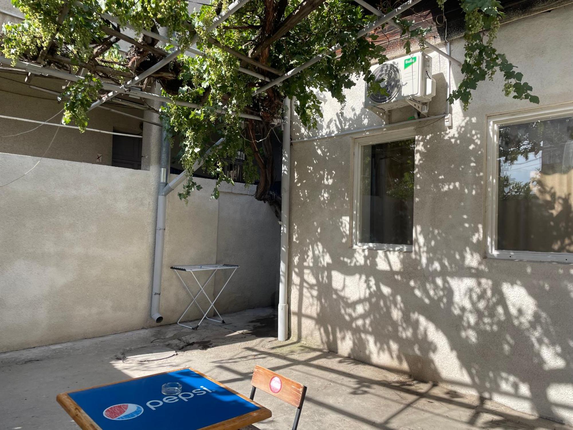 Apartment In The City Center With The Garden Yerevan Luaran gambar